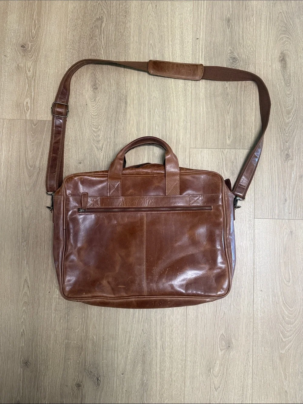 Leather Briefcase 18” Messenger Bag in Brown